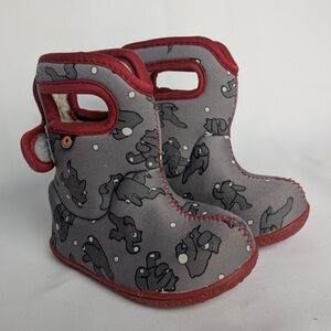 BOGS Kid Unisex Boots Size 5 Bears Pattern 14° To -10° Red And Gray Mid Season